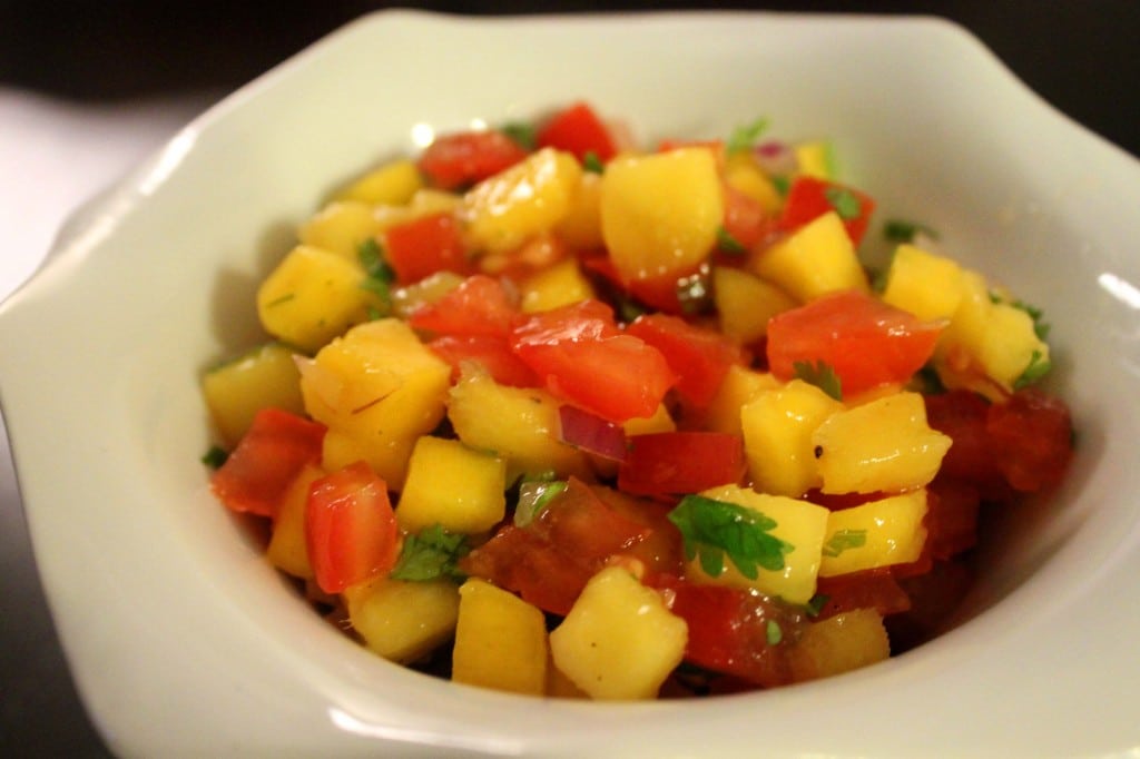 Tango Mango Salsa by @JesseLWellness #raw