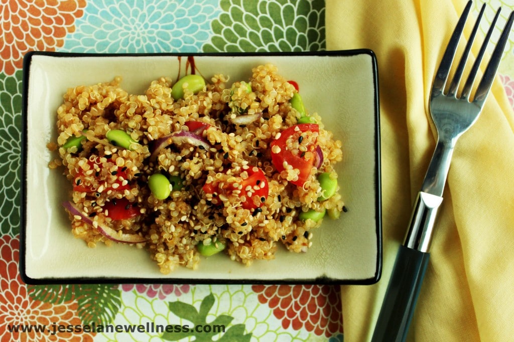 Asian Quinoa Salad by @JesseLWellness #quinoa