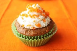 Carrot Cake Cupcakes by @JesseLWellness #coconutoil