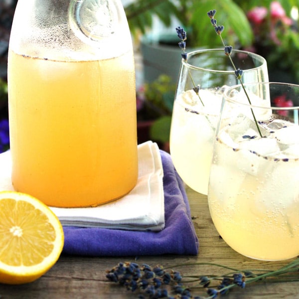 Lavender Lemonade by @JesseLWellness #lemonade #lavender