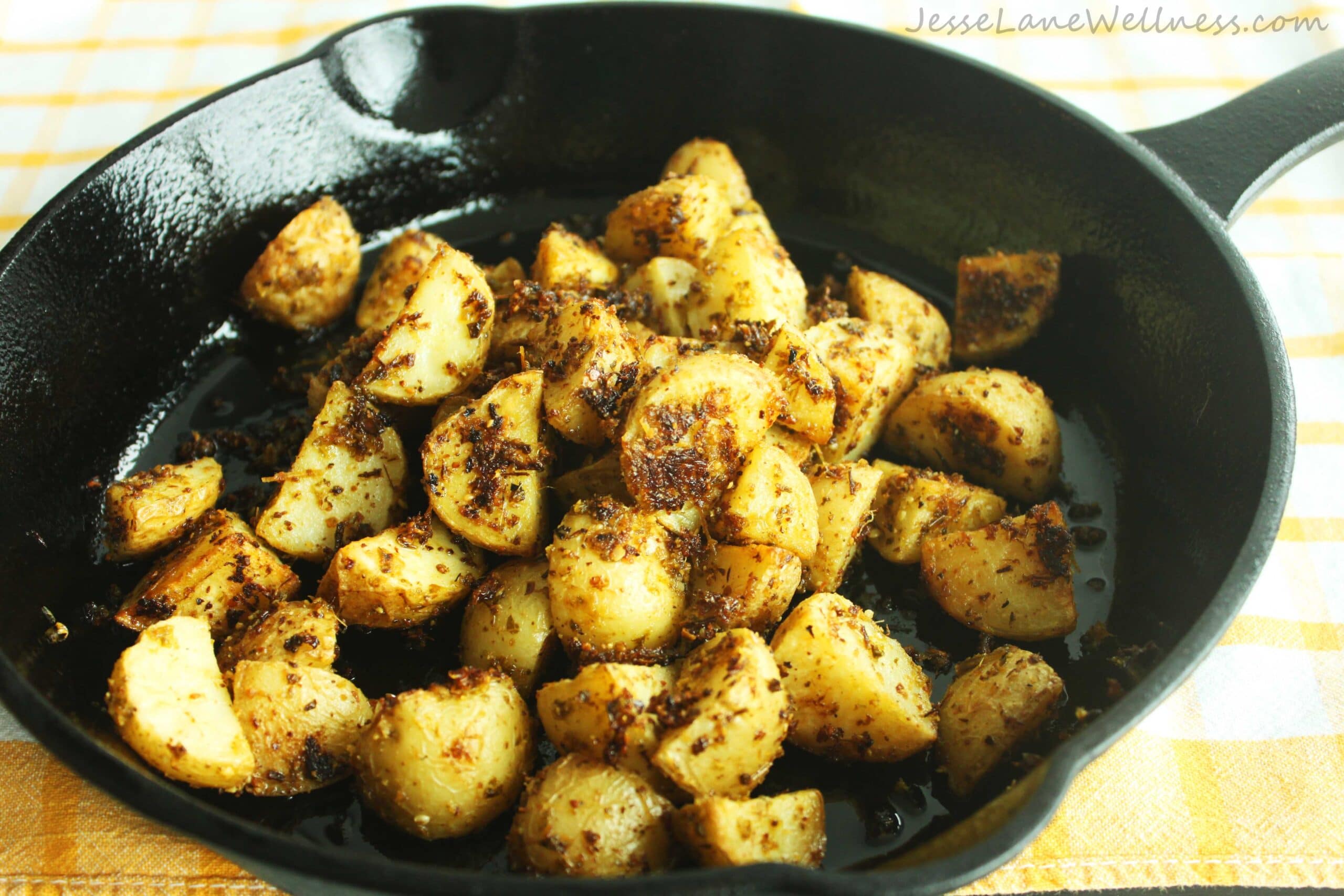 Garlic Scape Roasted Potatoes by @jesselwellness #glutenfree #vegan