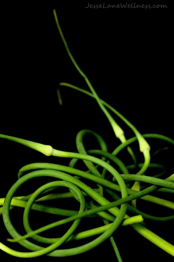 Garlic Scapes by @jesselwellness