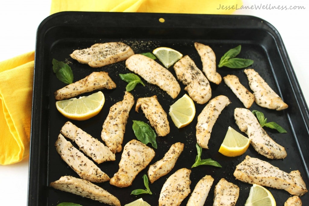 Lemon Basil Chicken by @jesselwellness #chicken #baked