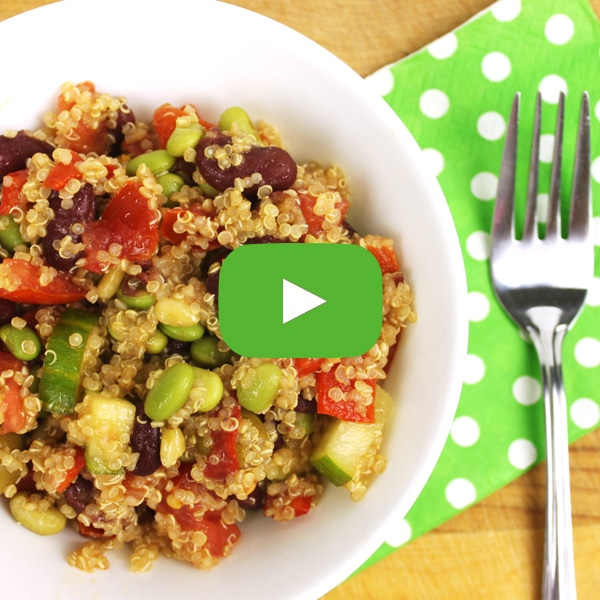Quinoa Bean Salad by @jesselwellness #salad #video