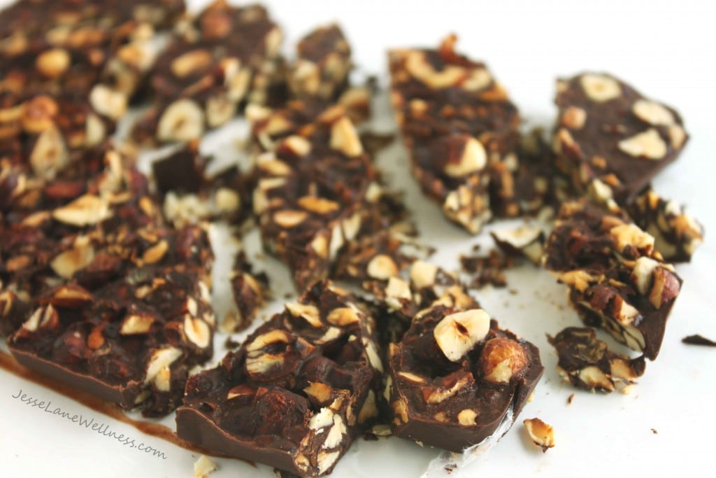 Carob Hazelnut Bark by @jesselwellness #carob #dessert
