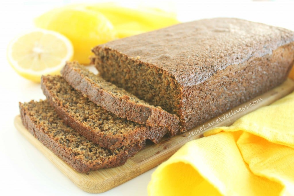 Lemon Poppy Seed Loaf by @jesselwellness #loaf #healthydessert