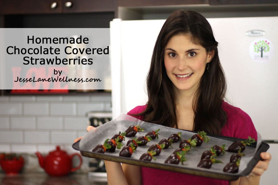 Homemade Chocolate Covered Strawberries by @jesselwellness #video #chocolate #vegan