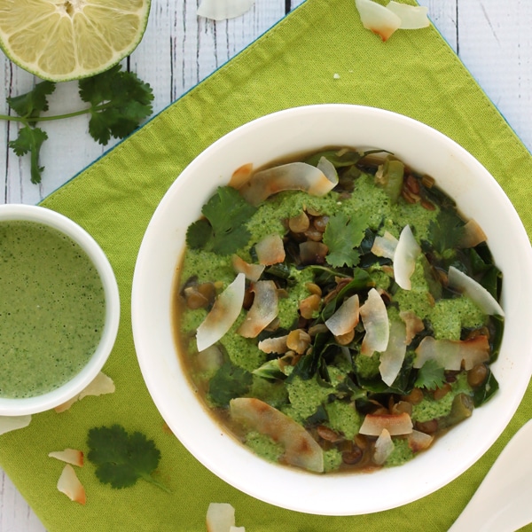 Thai Green Soup by @jesselwellness #detoxsoup #jlwcookbook