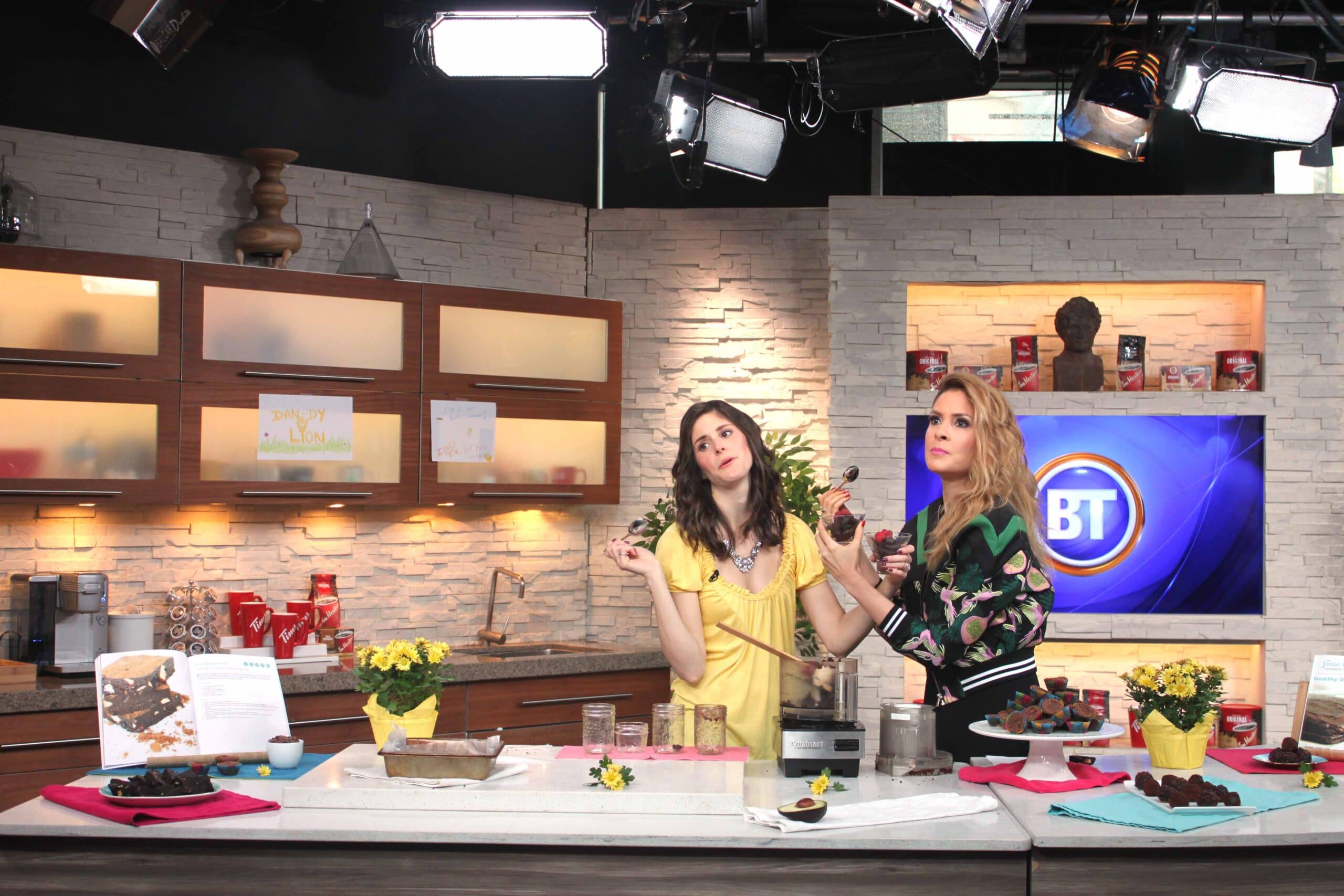Healthy Chocolate Recipes on BT with @jesselwellness #chocolate #healthychocolate