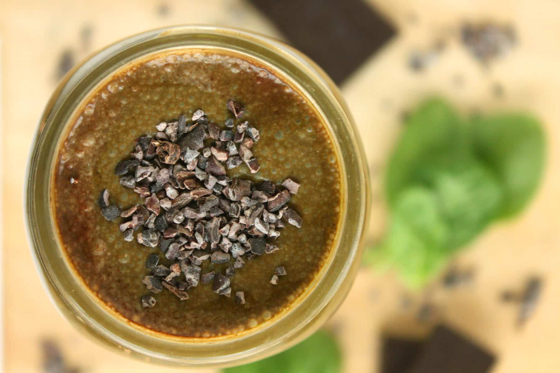 Ways to add protein to snacks - After Eight Smoothie by @jesselwellness #smoothielove #chocolate