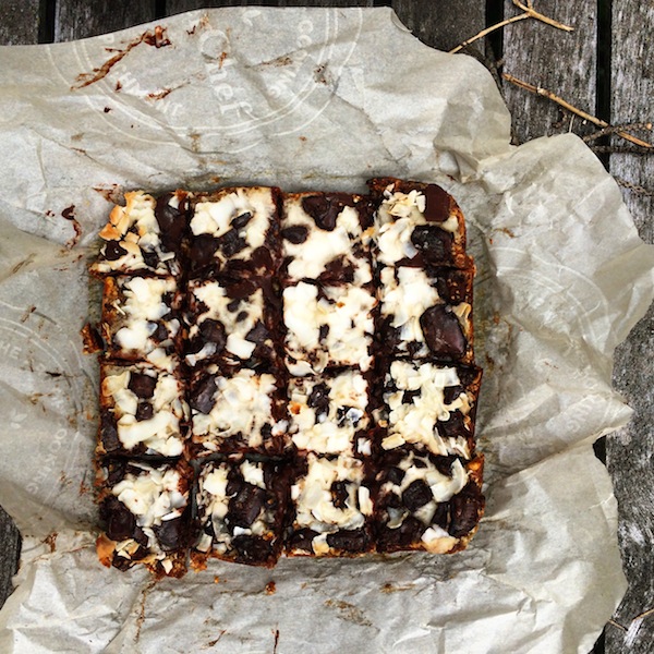 Healthy Magic Squares on @jesselwellness #magicsquares #dairyfreedessert