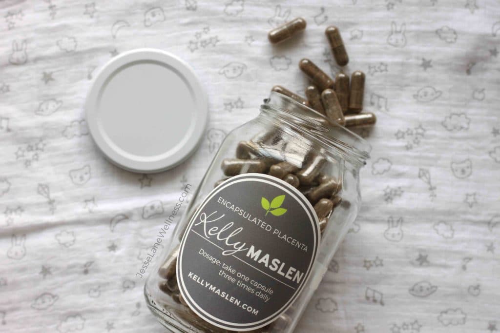 Placenta Capsules by @jesselwellness #postnatal