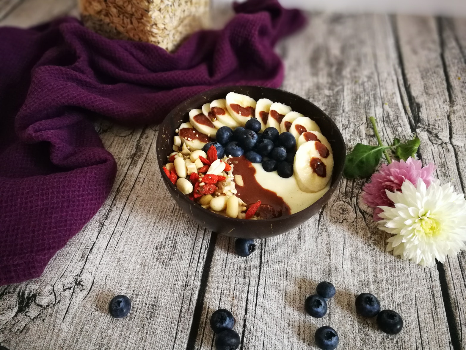 How to build a Smoothie Bowl pic by @francy_endlessfit