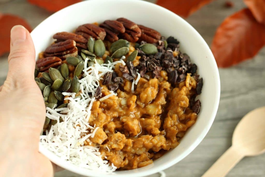 Pumpkin Pie Oats by @jesselwellness #oatmeal #oats