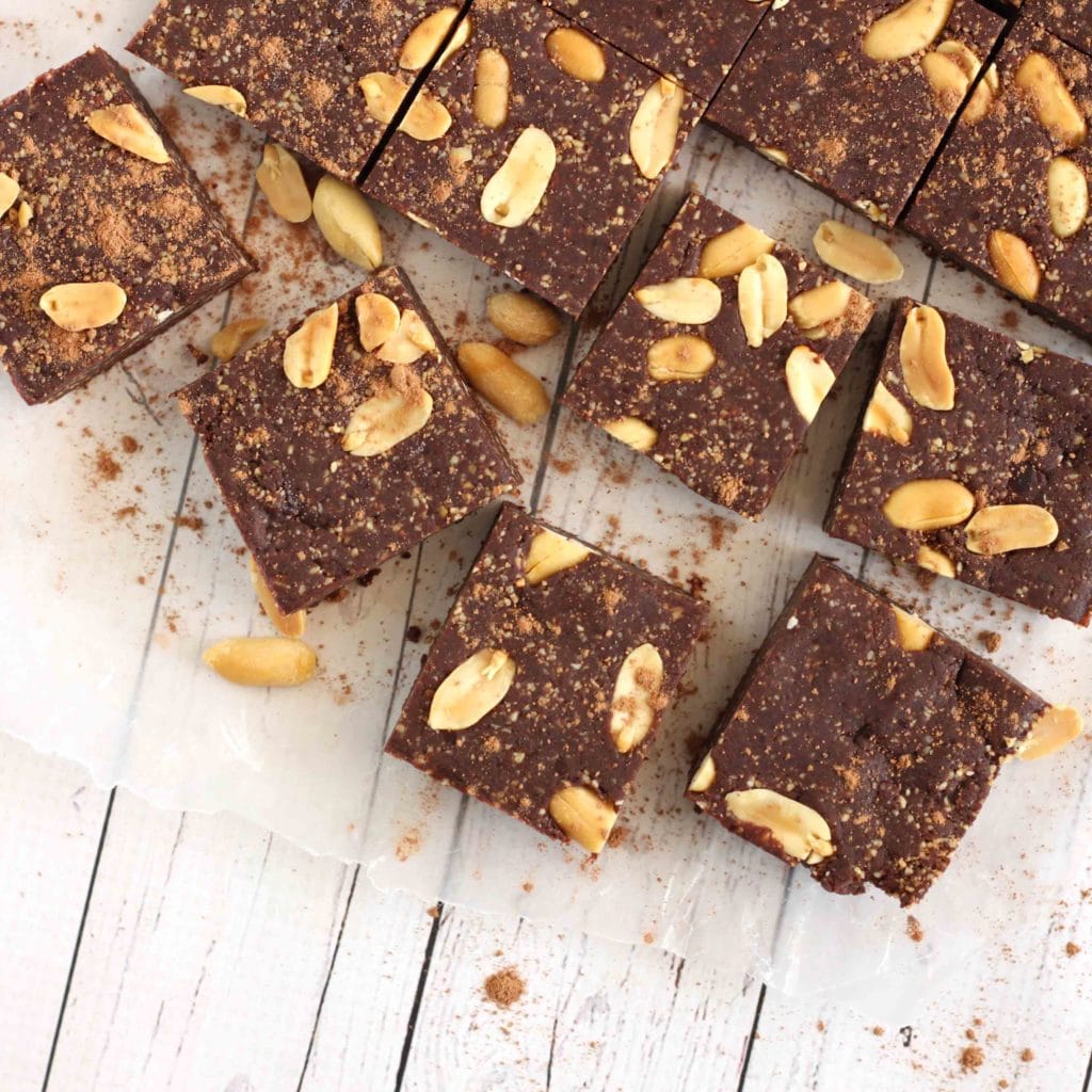 Peanut Butter Brownies for labour by @jesselwellness #laboranddelivery
