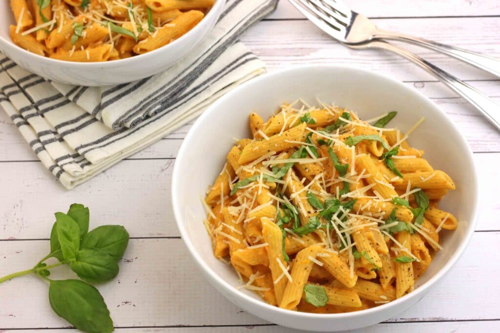 Pasta with Roasted Garlic and Tomato Sauce by Jesse Lane Wellness