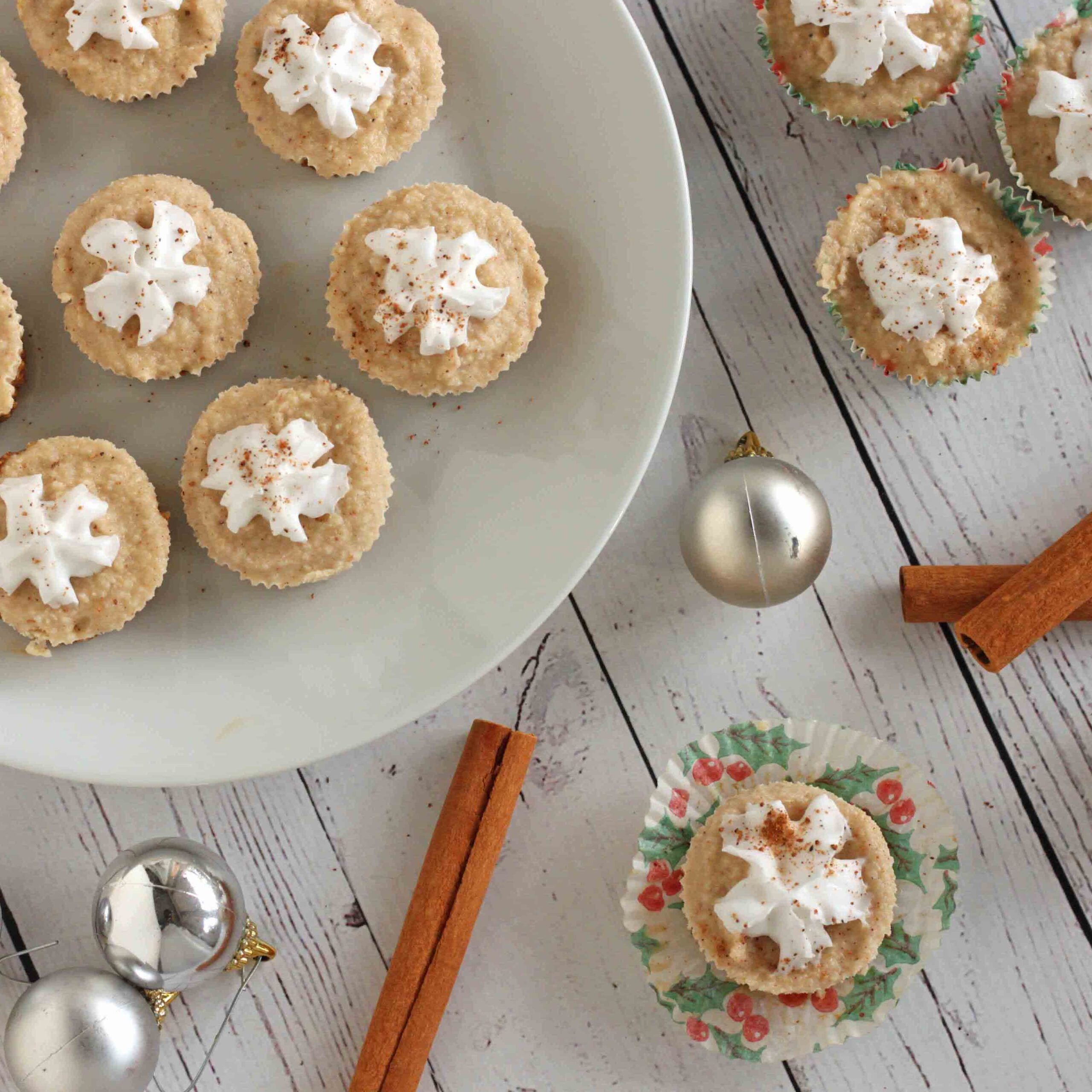 Raw Vegan Mini Eggnog Tarts with Gingerbread Crust - Jesse Lane Wellness
