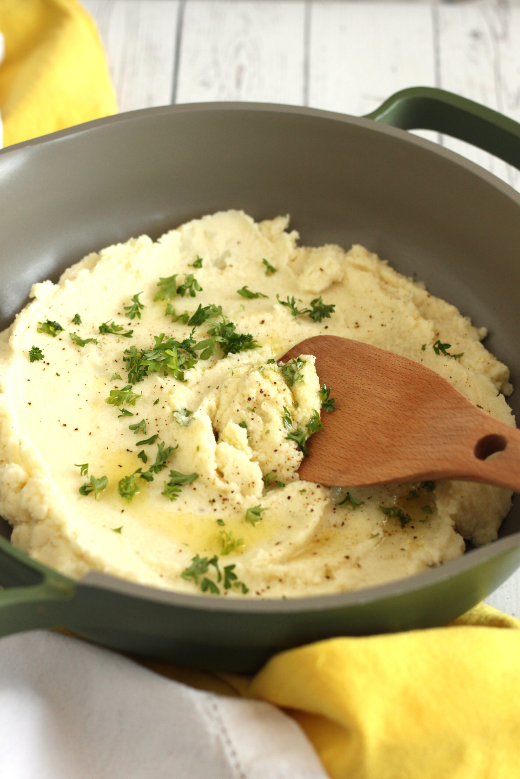 Garlic Cauliflower Mash by Jesse Lane Wellness